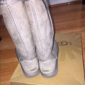 Gray Uggs